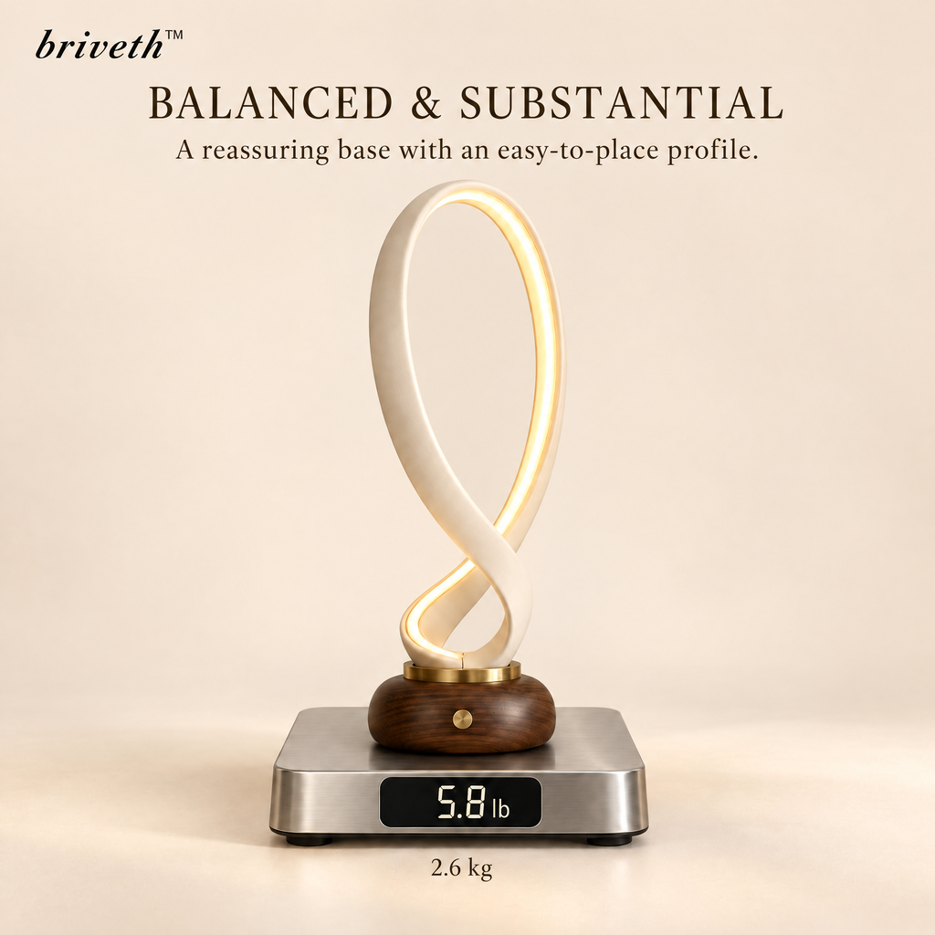 𝒃𝒓𝒊𝒗𝒆𝒕𝒉™ Ribbon Loop Table Lamp