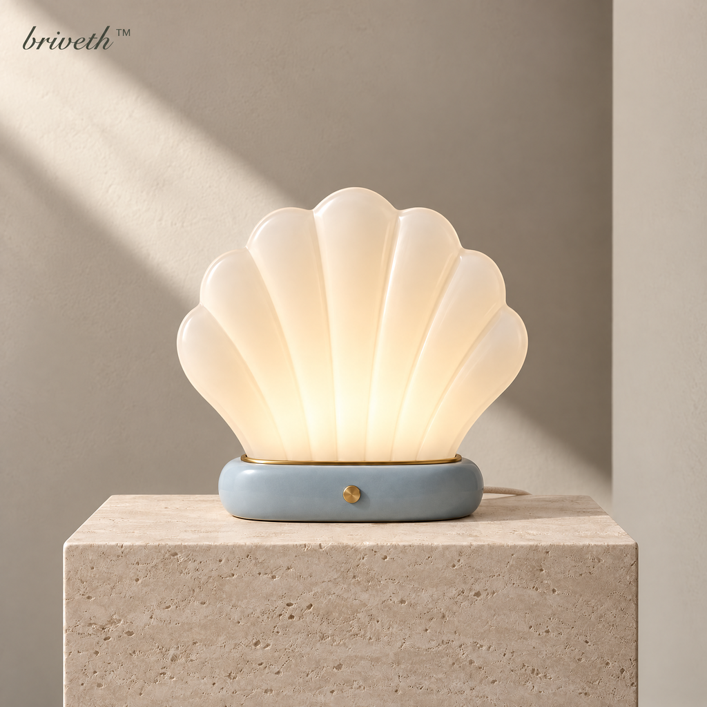 𝒃𝒓𝒊𝒗𝒆𝒕𝒉™ Soft Scallop Table Lamp